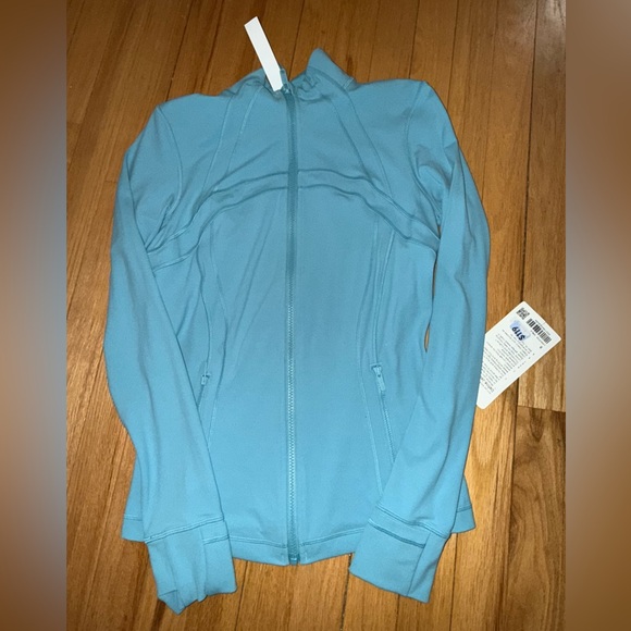 Lululemon Jacket - Picture 2 of 4